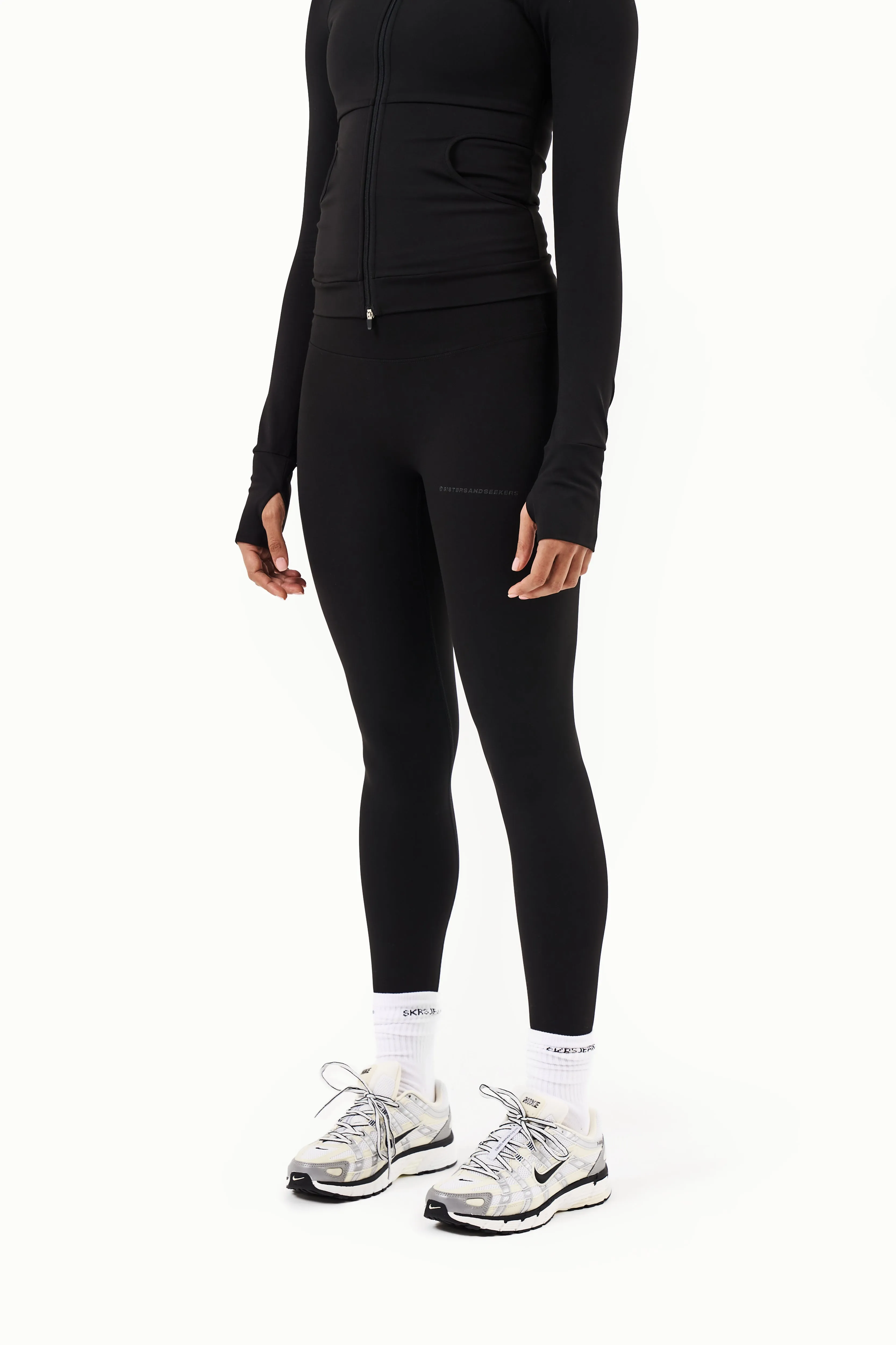 Active Leggings in Jet