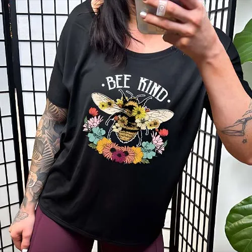 Bee Kind | Slouchy Tee