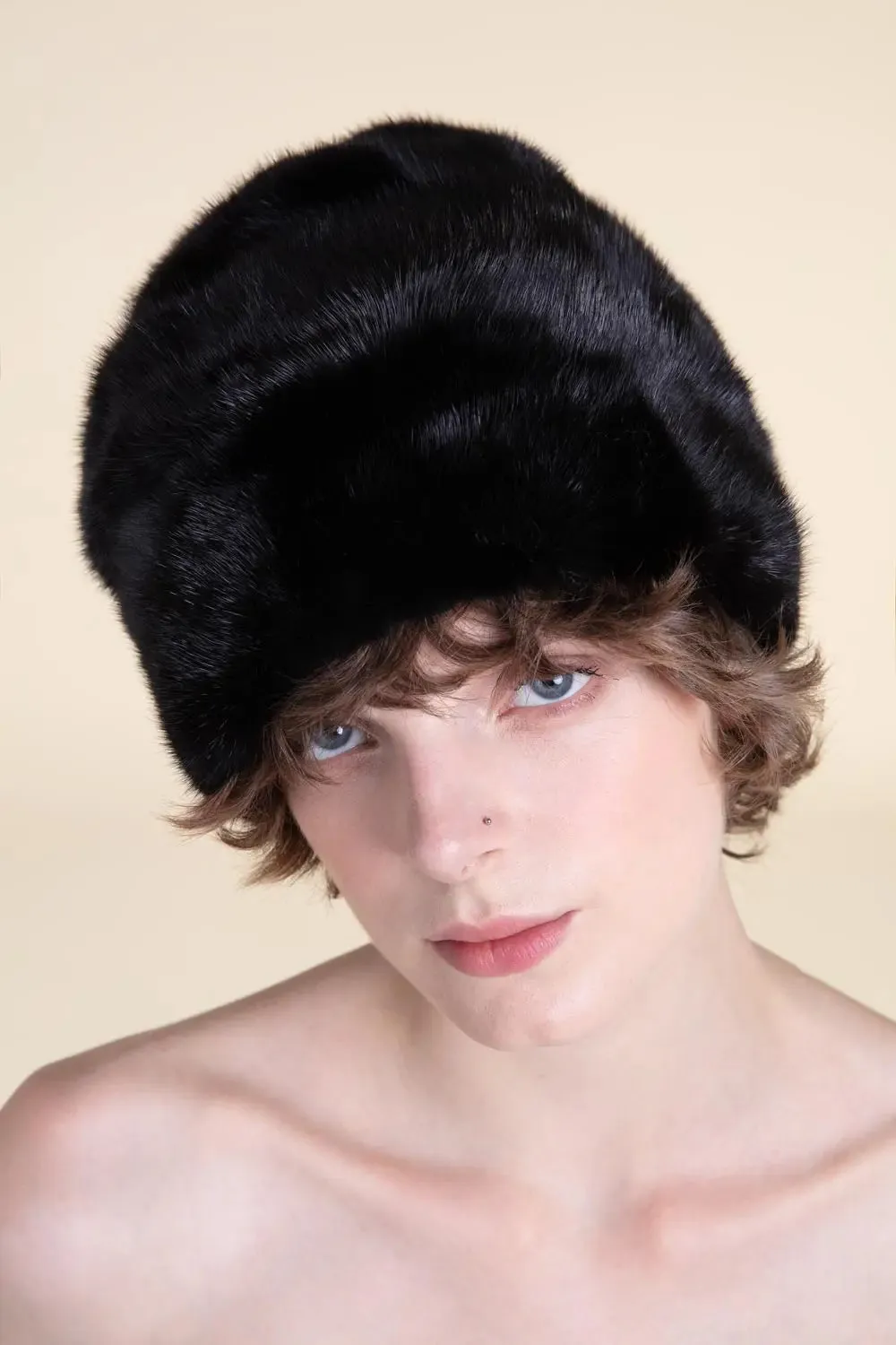 Black mink fur hat