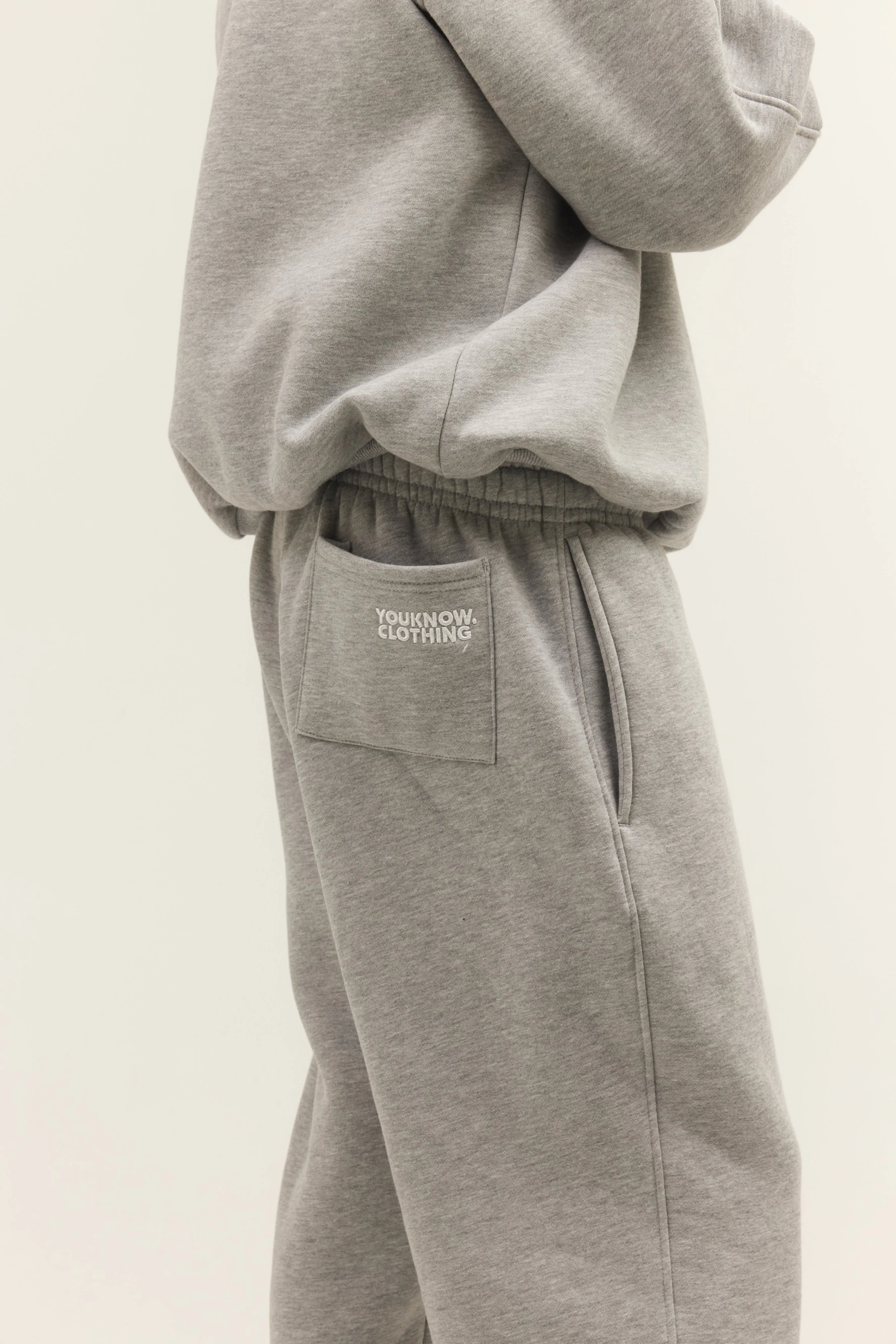 BLOCK CUFFED SWEATPANTS | GREY