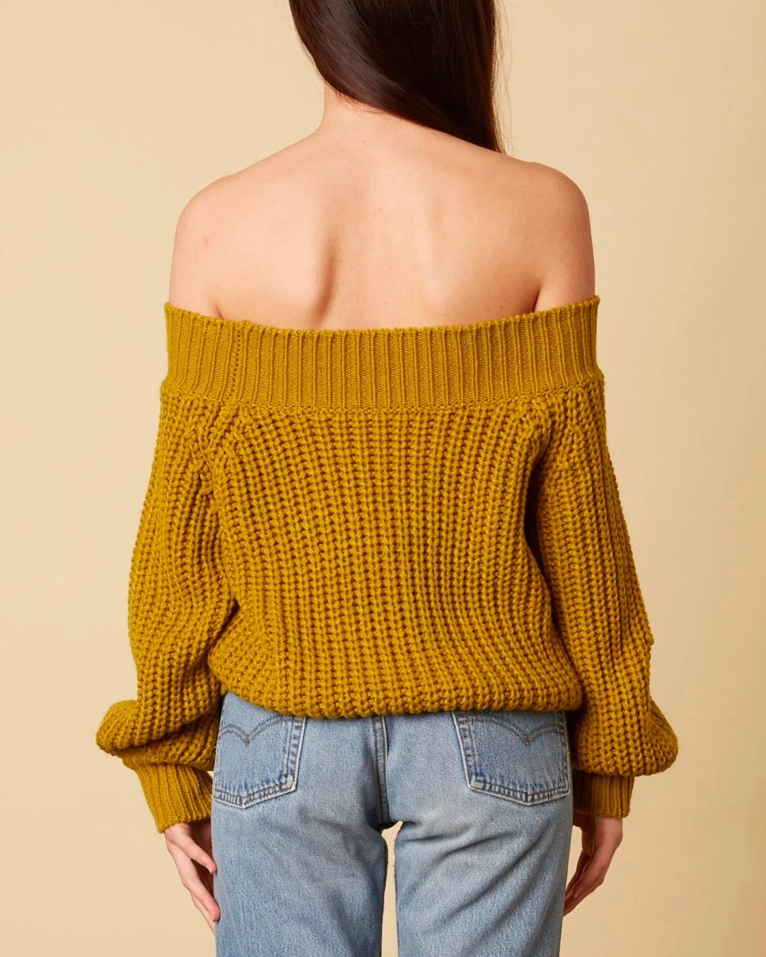 Cotton Candy LA - Off-Shoulders Knit Bishop Sleeves Sweater in Moss