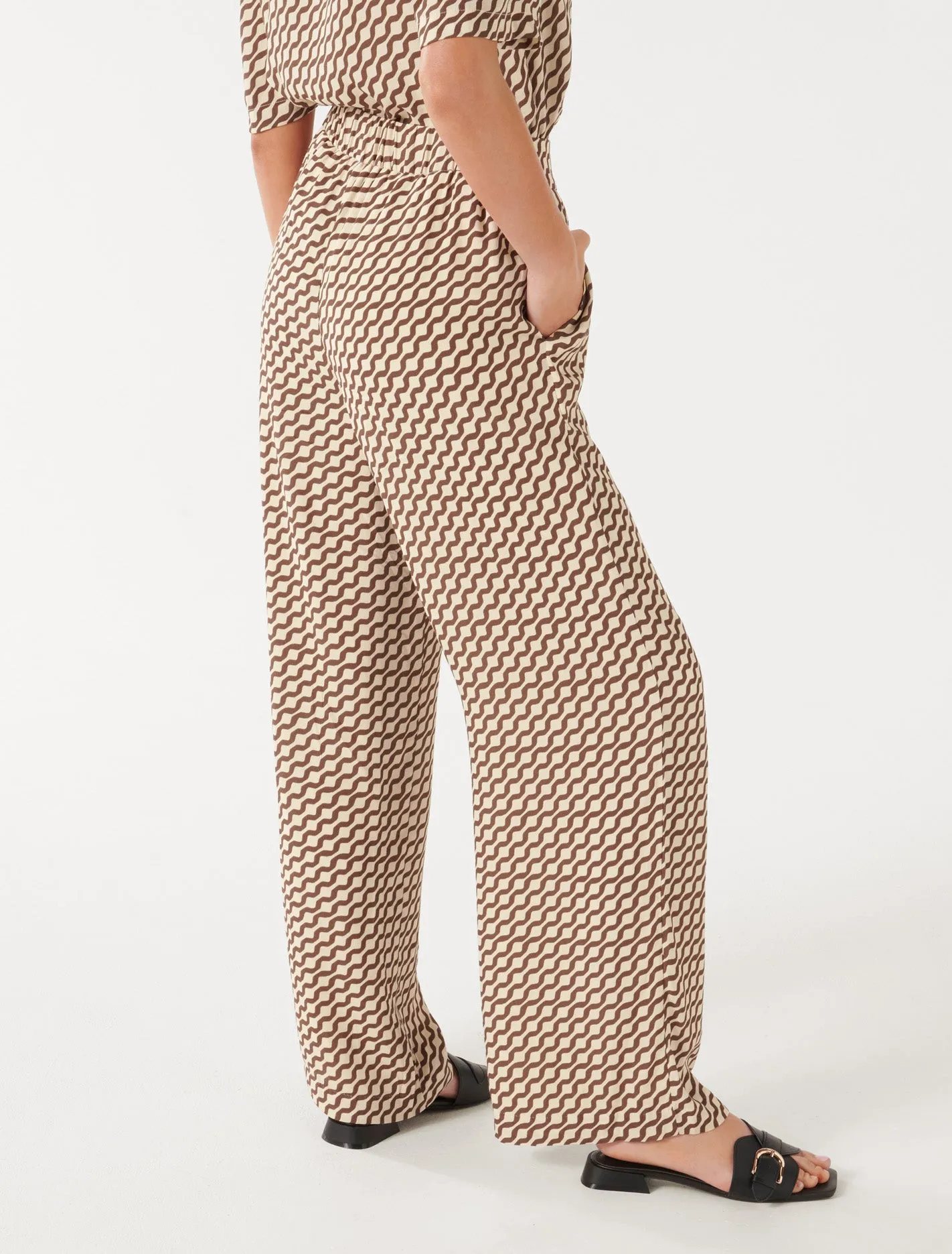 Flora Floaty Pull On Pants