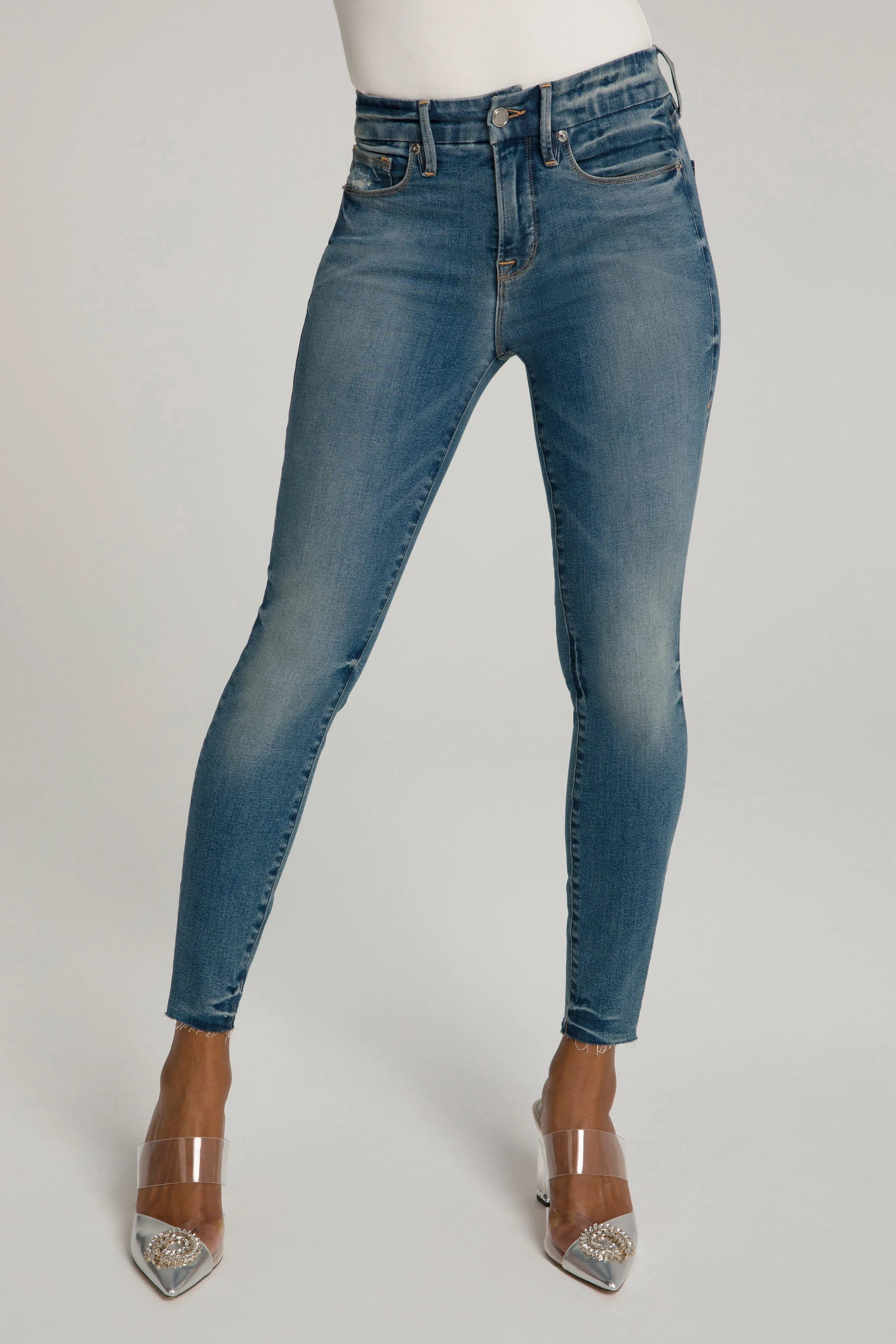 GOOD LEGS CROP RAW EDGE | BLUE473