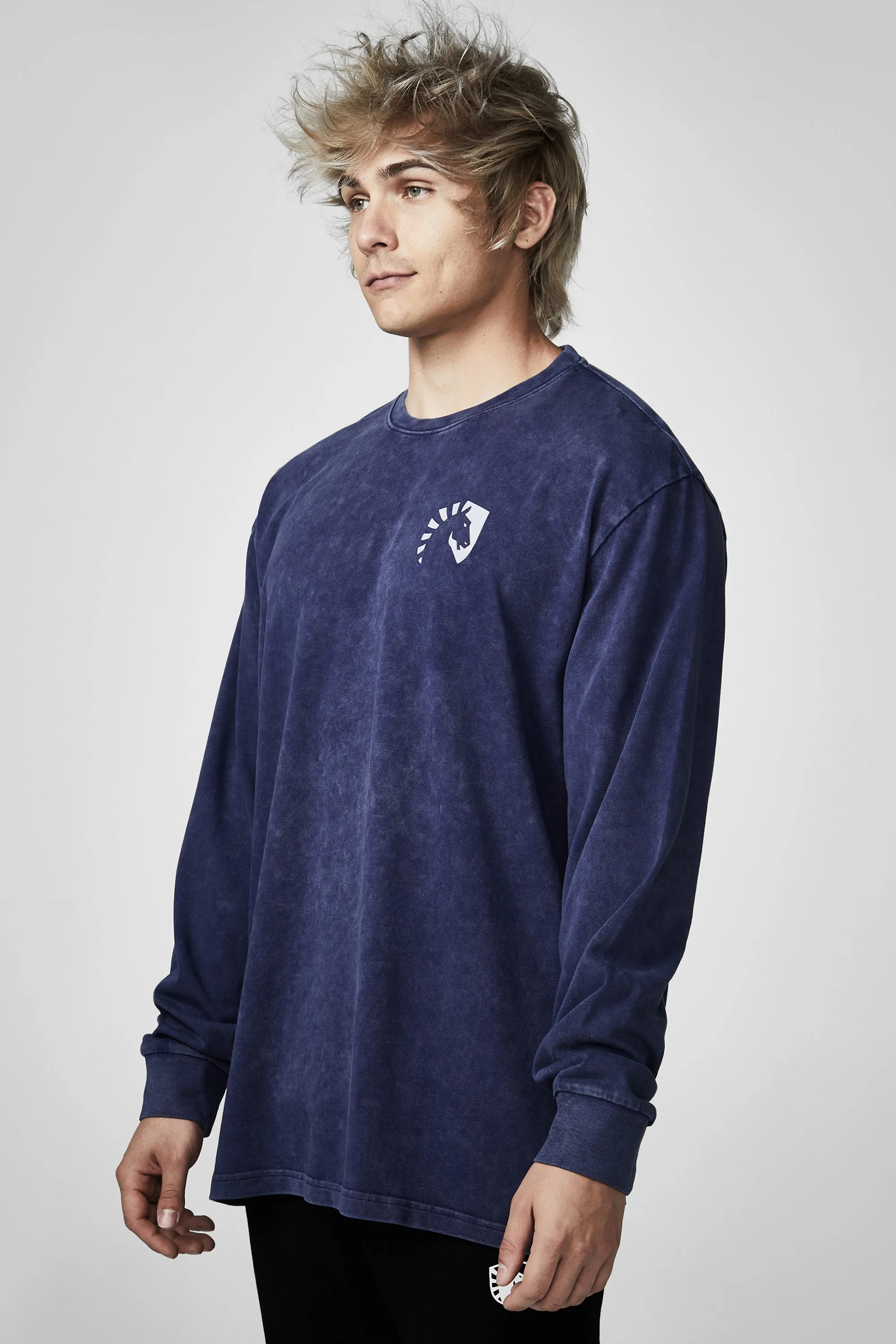 HEAVYWEIGHT LONG SLEEVE TEE