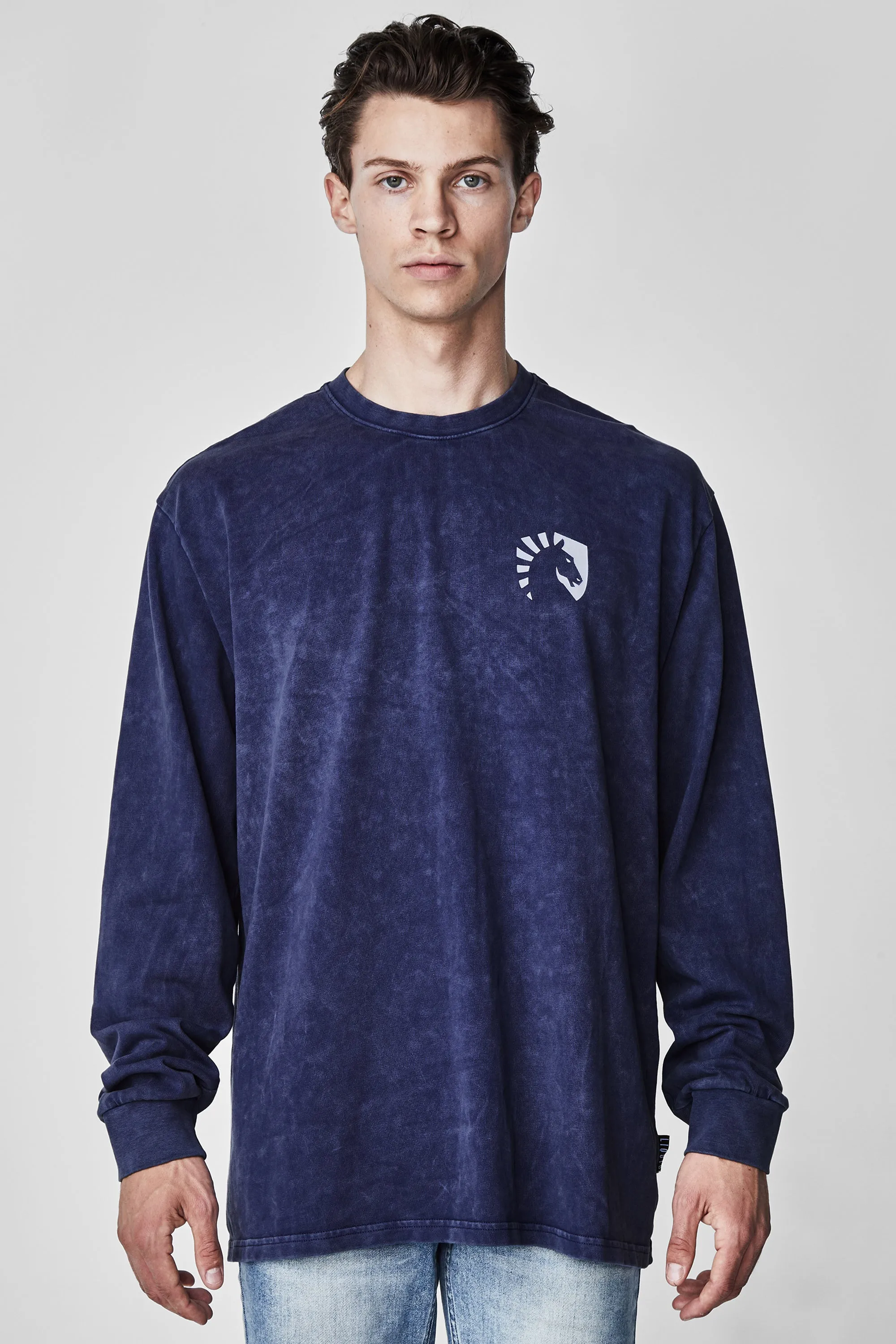 HEAVYWEIGHT LONG SLEEVE TEE