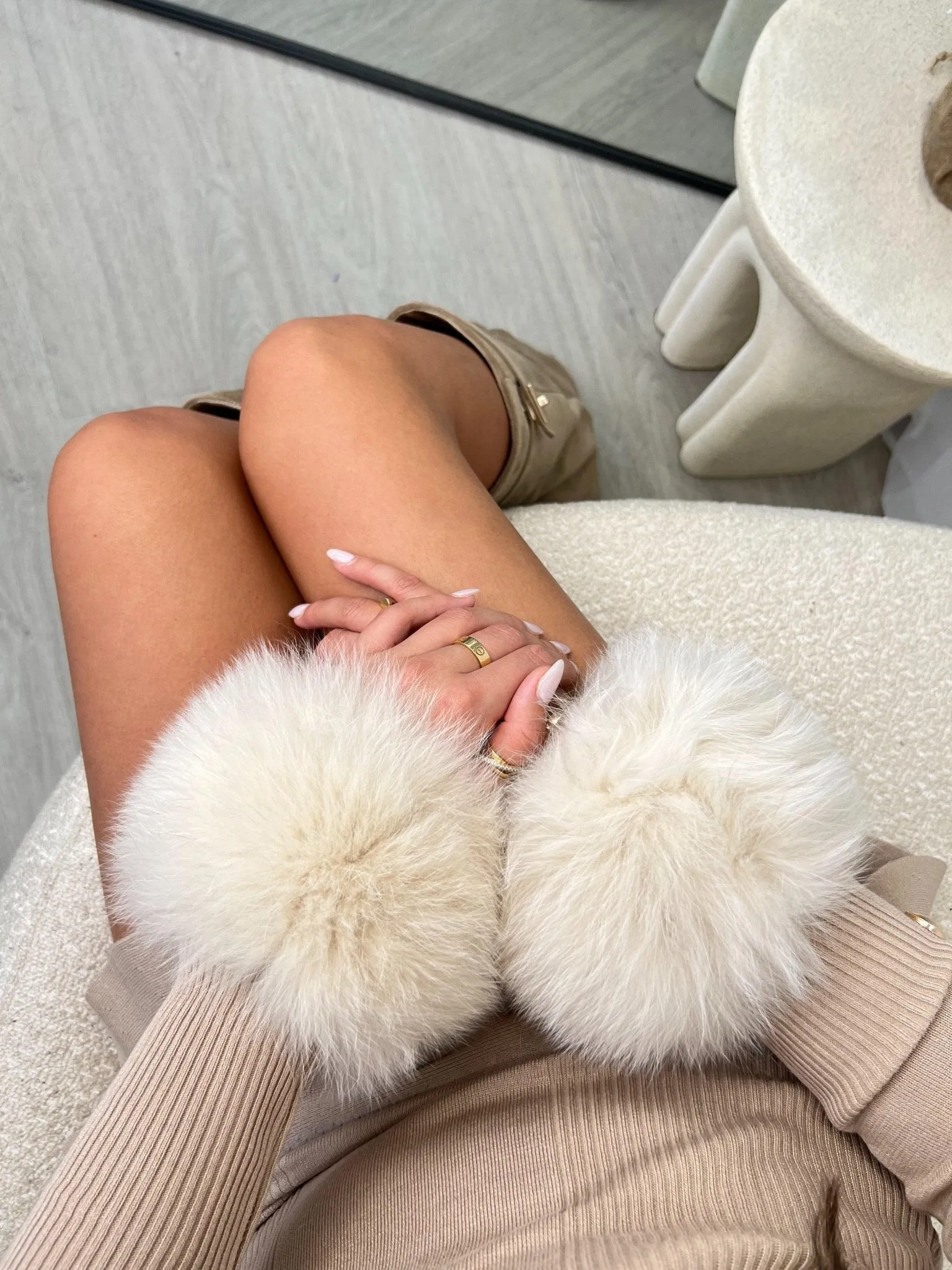 Light Beige Snap Band Luxury Fur Cuffs