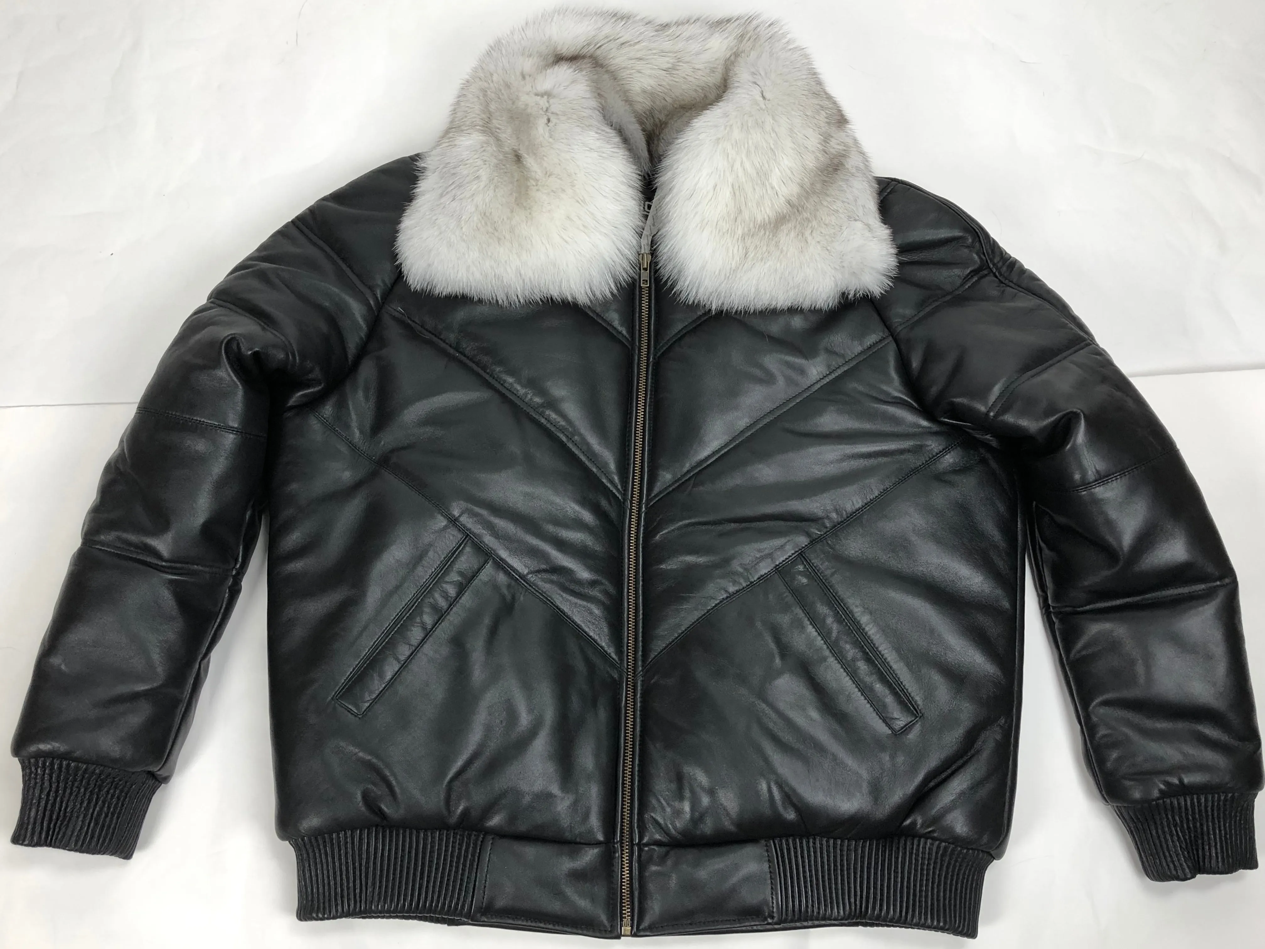 Men's V-Bomber Black Premium Siberian Fox Collar