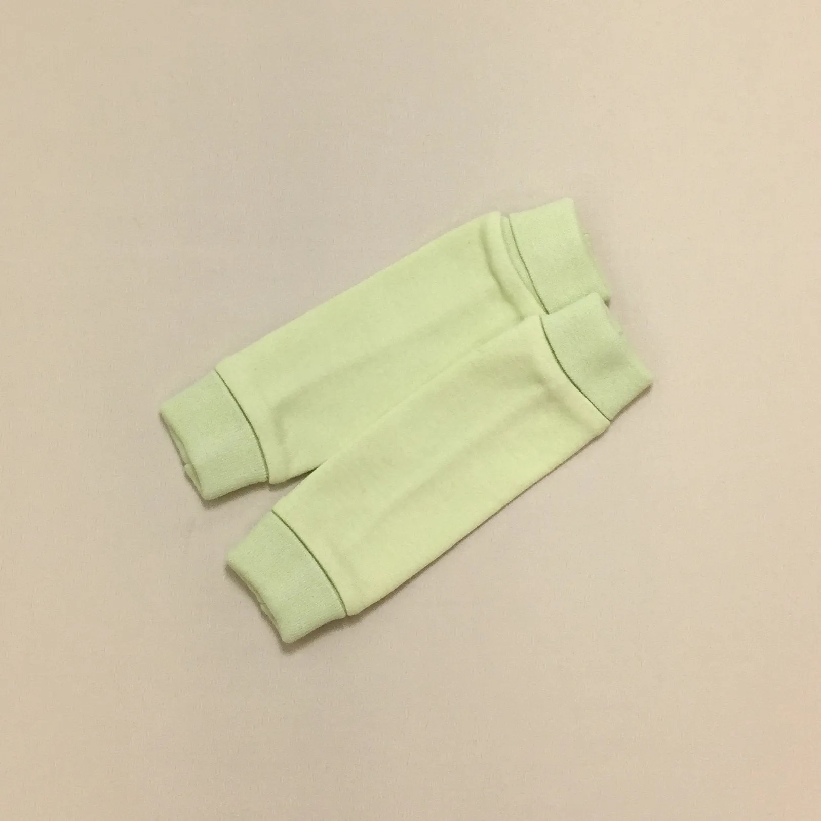 NICU Friendly Leg Warmers Solid Green