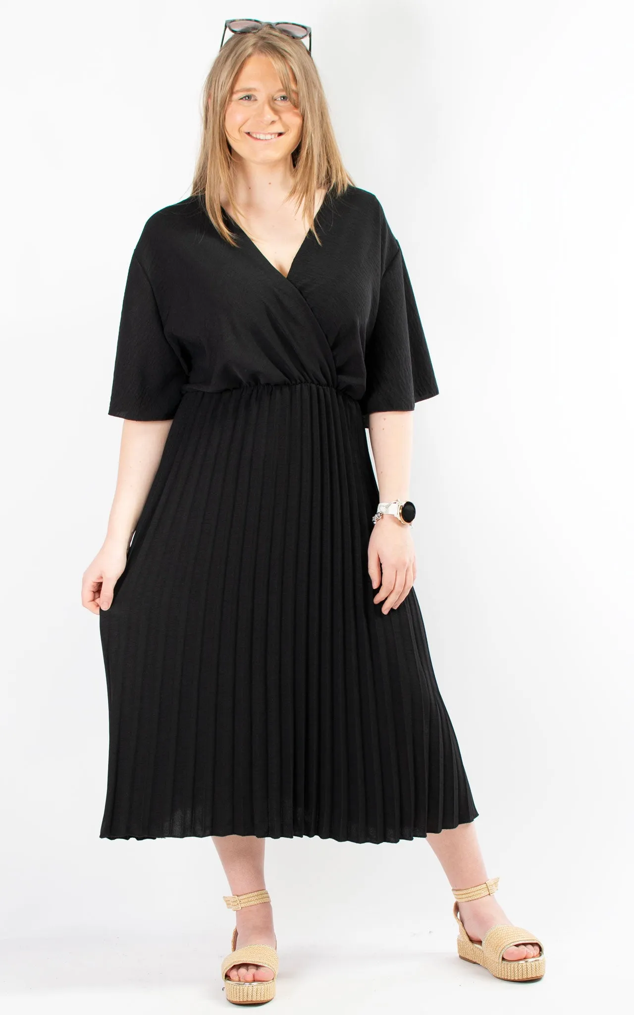 Oprah Pleated Wrap Dress | Black