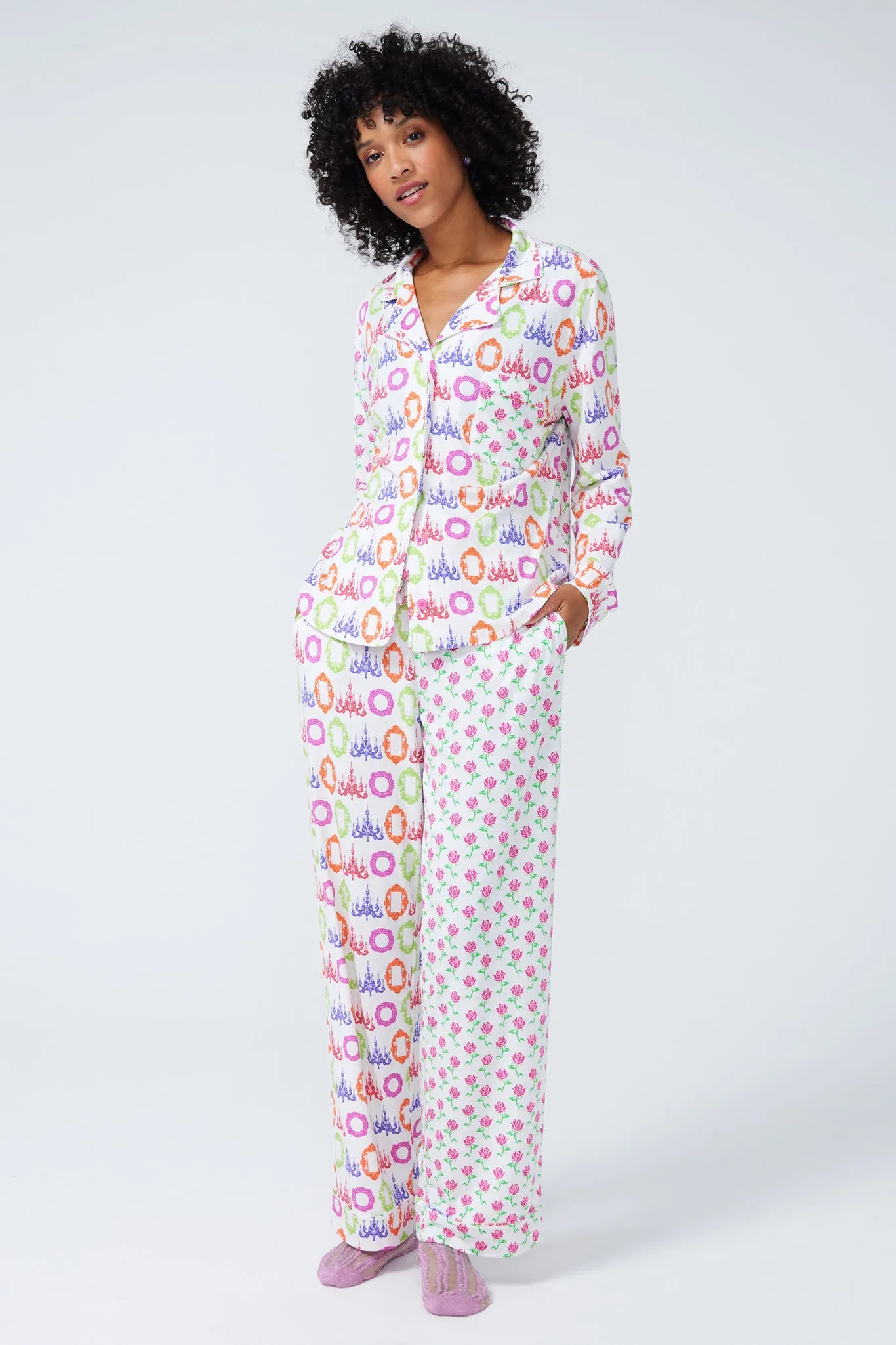 Pajama Set in Mirrors and Pink Stemmed Roses Patchwork