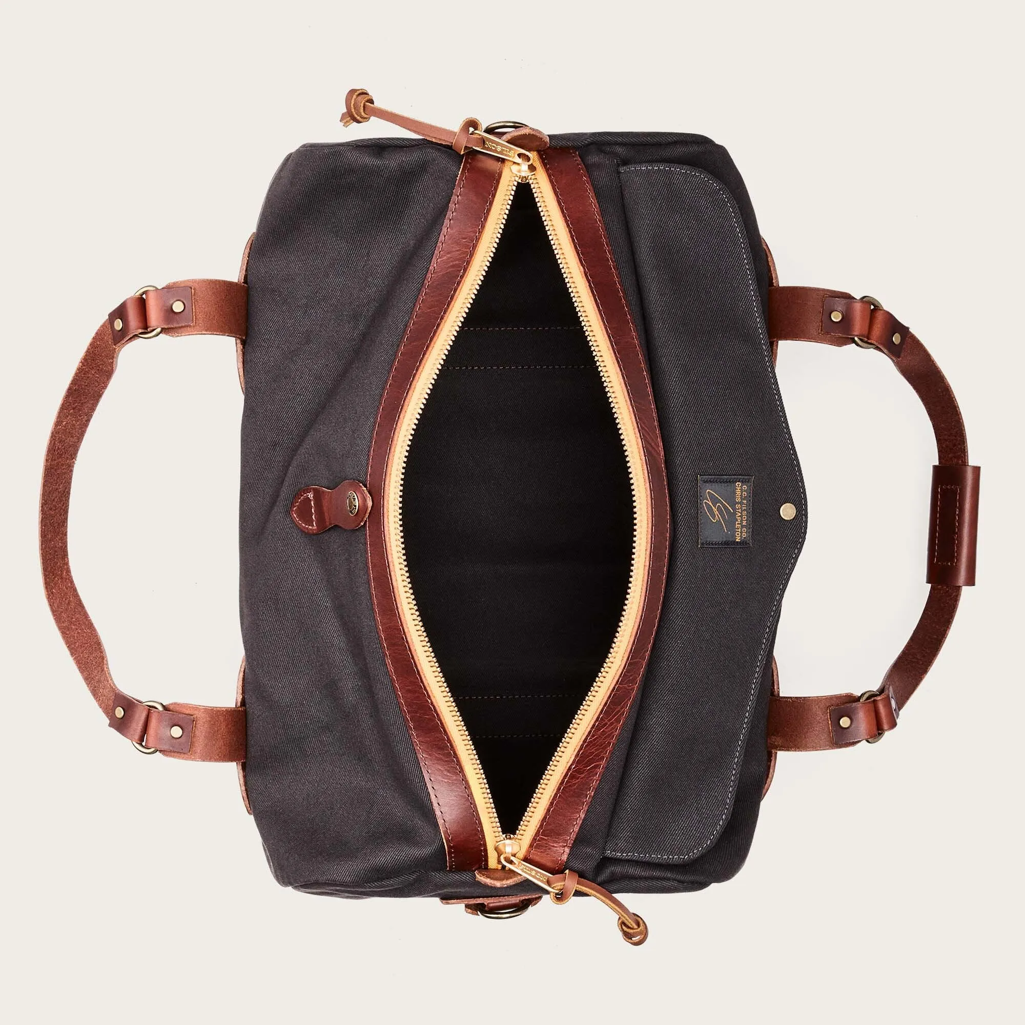 TRAVELLER MEDIUM DUFFLE BAG